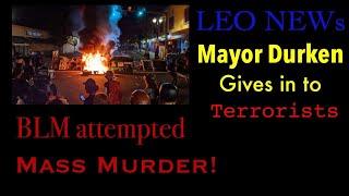 LEO NEWs. BLM attempts mass murder! Fire bombing police station ! Seattle Chop/Chaz terrorists win!