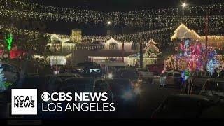 Santa Clarita neighborhood celebrates 30-year anniversary of beloved Christmas lights show