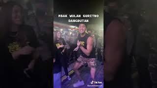 WULAN GURITNO DAN SANG PACAR DANGDUTAN