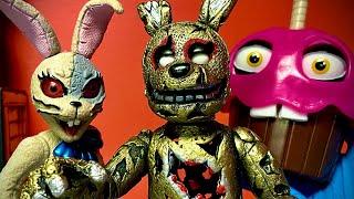 FNAF MEXICAN BOOTLEGS VANNY, SPRINGTRAP, AND MOVIE CUPCAKE REVIEW!