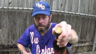 Louisiana Beer Reviews: Red Horse Beer