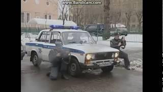Banditskiy Peterburg: Krakh Antibiotika (5 series) - car chase scene
