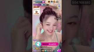 BIGO LIVE cute Vietnam broadcaster's live singing show (BIGO ID: Bang8886)