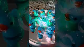 Flexing Crystal Blue Ducks Toy | Silent Livestream #silentlivestreaming #duck #toys