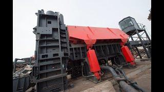 Scrap Shear COPEX LIDEX 1700t at Ets Mazeau (France) - Processing heavy military chassis