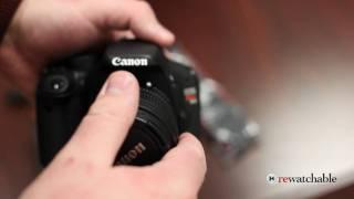 Canon EOS Rebel T2i (AKA 550D) DSLR 1-Minute Unboxing