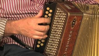 Traditional Irish Music from LiveTrad.com: Shoot The Crows Clip 4