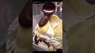 INSANE- the best Gelato in Madrid - Kinder Bueno gelato #foodie #viral #shorts #youtubeshorts