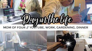 DAY IN THE LIFE //  HOW I YOUTUBE WHILE WORKING FULL-TIME AND RAISE FOUR KIDS 