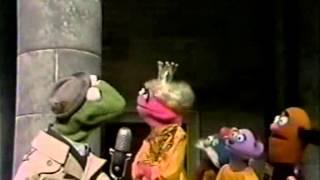 Sesame Street News Flash: A princess chooses a prince