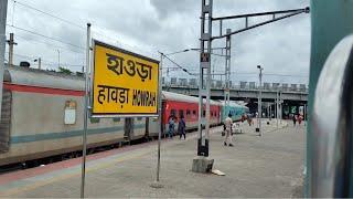 TATA-HOWRAH STEEl Express arriving at HOWRAH platform number 22