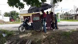 melihat Abang Abang jualan batagor dan siomay seru banget