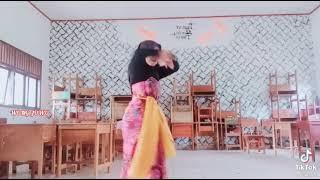 Tiktok jilbab bocil menari