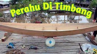 Begini Rupanya Membuat Perahu Nelayan Tradisional