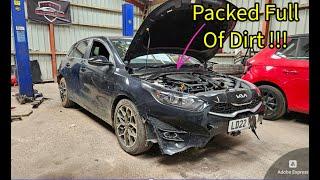 I Bought A 22 Plate Kia Ceed GT-Line - It Came With A Fields Worth Of Dirt Packed In The Engine Bay!