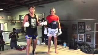 Eight Points Muay Thai| Teep Drill vs Punchers