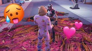 Fortnite Roleplay THE SUS NEW GIRLFRIEND (WE KISSED?!) ( Fortnite Party Royale)