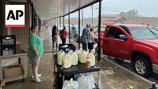 Arkansas mass shooting closes town's only grocery store