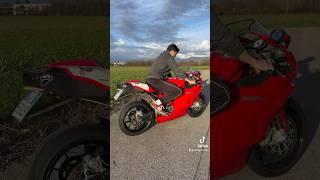 DUCATI 999s | Ohlins, Forcellone scatolato, Termignoni sogliola... Orgoglio di un’Italia andata.