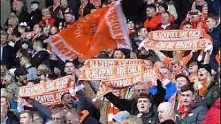 AMAZING BLACKPOOL FC FANS SING THEIR HEARTS OUT AT THEIR HISTORIC HOMECOMING - BLACKPOOL ARE BACK