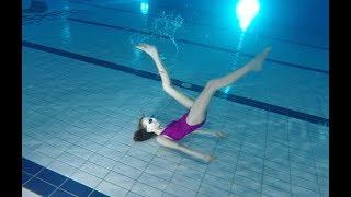 Dancing Underwater and practicing breath hold