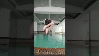 How do you use the pool? #WannabeGymnast #gymnastics #parkour #gymnast #stuntman #stunts