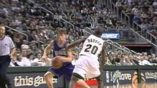 Jason Williams Impresses Payton with Sick Crossover