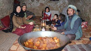 Ramadan Mubarak Family Meal in a Cave and Cooking Village Style Food | Village Life of Afghanistan