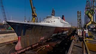 Queen Elizabeth 2 - Drydocks World