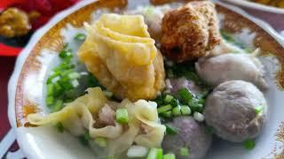 10 REKOMENDASI BAKSO PALING ENAK DI MALANG