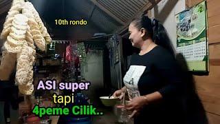 Mata memandang Rondo yang bawah memanjang berambut panjang 10tahun menjanda kok betah beginilah.