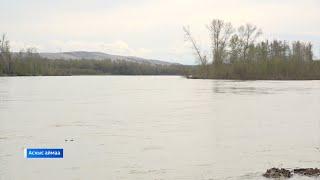 На реке Абакан наблюдается значительное понижение уровня воды