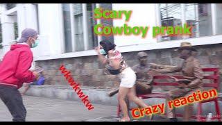 cowboy prank.best cowboy prank. best statue scare prank. lelucon statue prank. jakarta cowboy prank.