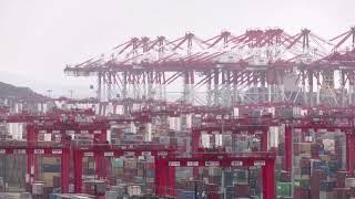 China exports rise amid trade tensions, imports surprise | REUTERS