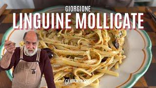 Linguine con MOLLICA FRITTA e BATTUTO DI OLIVE - La ricetta di Giorgione