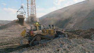 Cat Dozers - D11 and D10 Fleet at Callide Mine