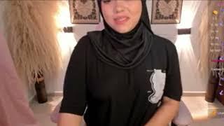 Shameless lesbian muslim babe video