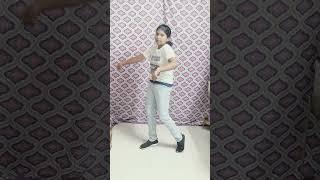 Gila Gila Dance moves by Sonishka #trendingsong #gilagila #dancevideo 90's trending song