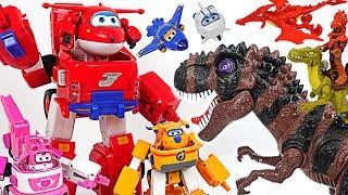 Terrible dinosaur appeared! Super Wings Jett's Super Robot Suit giant Transformers! Go! #DuDuPopTOY