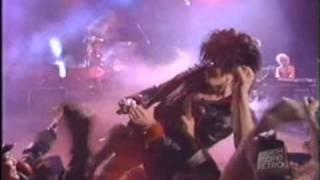 Billy Idol - Rebel Yell (1983) / http://retrovidz.blogspot.com/