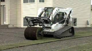 Leiser AG, Baumaschinen, Bobcat Rollrasen-Leger