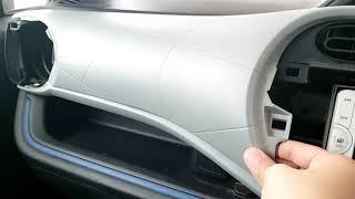 Toyota Aqua/Prius C Plastic Dash Panel and AC Grill Cover Removal