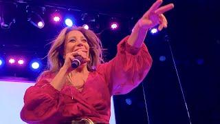 Taylor Dayne “Tell It To My Heart” live in Norwalk, Connecticut - April 15, 2022 (Shot at stage)