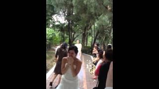 Catching bouquet - our wedding at Carcosa Seri Negara