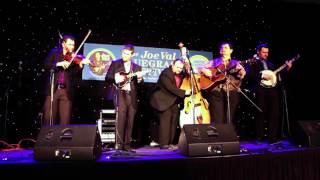 Junior Sisk & Ramblers Choice do "Daybreak in Dixie" at Joe Val 2016