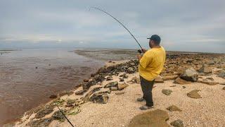 Abg Rebung,Gasak Dapat Ikan!!