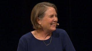VMware Cofounder Diane Greene with Jessica Livingston at the Female Founders Conference