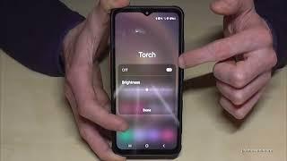 Samsung Galaxy XCover 7: How to on and off the flashlight/torch/lamp?