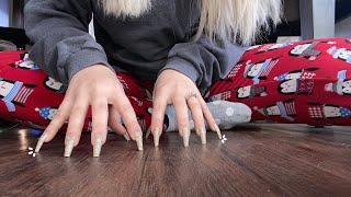 ASMR: Floor Scurrying + camera taps, candle tapping, jade roller, build up taps for Savannah!