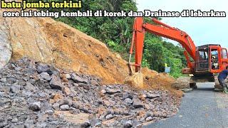 Batu Jomba terkini!sore ini tebing kembali di korek dan Drainase di lebarkan